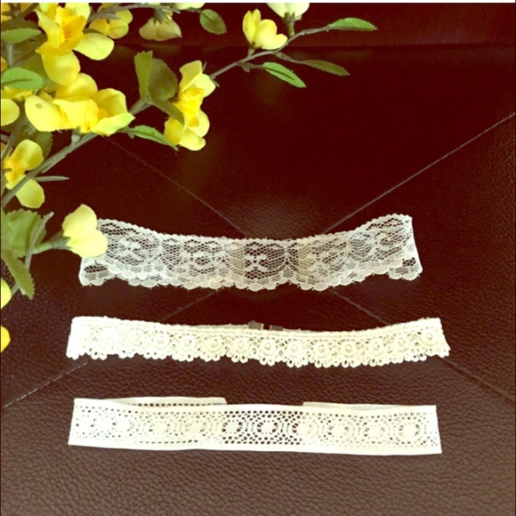 3 white chokers very cute
