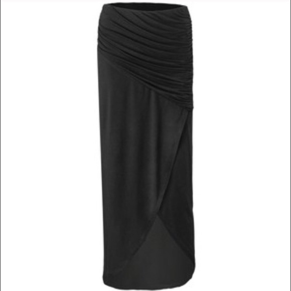 Cabi runaround skirt