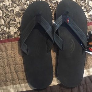 Men's size xlarge (11-12) Black Rainbow Sandals