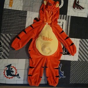 Disney Store Tigger Costume