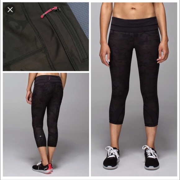 ISO lululemon run inspire black camo crops 4/6