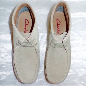 Clarks 'Wallabee' Ankle Boot Sand Suede