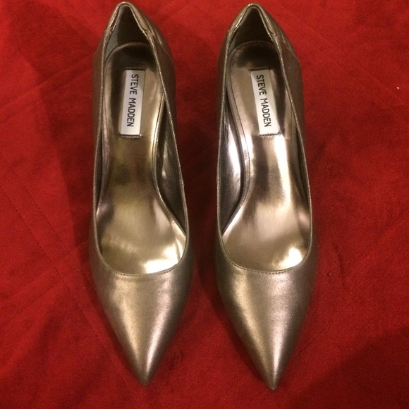 Steve Madden Hills