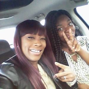 Meet your Posher, Tonya