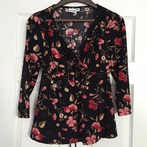 Motherhood floral top