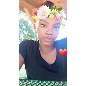 Meet your Posher, Mikayla