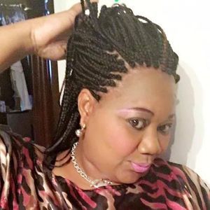 Meet your Posher, Paula