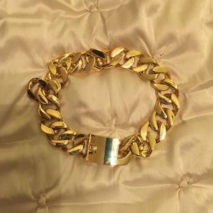 Gold Chain Choker from Nasty Gal