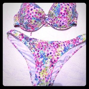 Victoria's Secret bikini