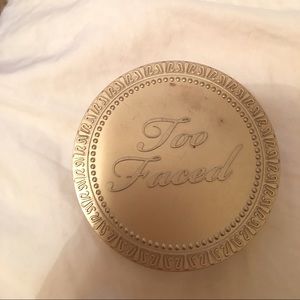 Too faced Snow Bunny full size bronzer