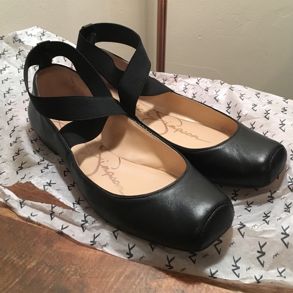 Mandalaye ballet flat w/ straps