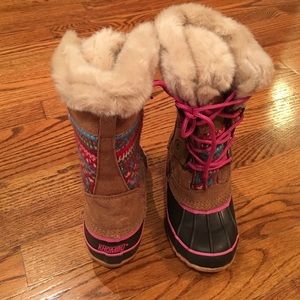 Kids size 12 fairisle suede fur lined boots