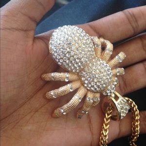 14k Gold Two Tone Tarantula Piece