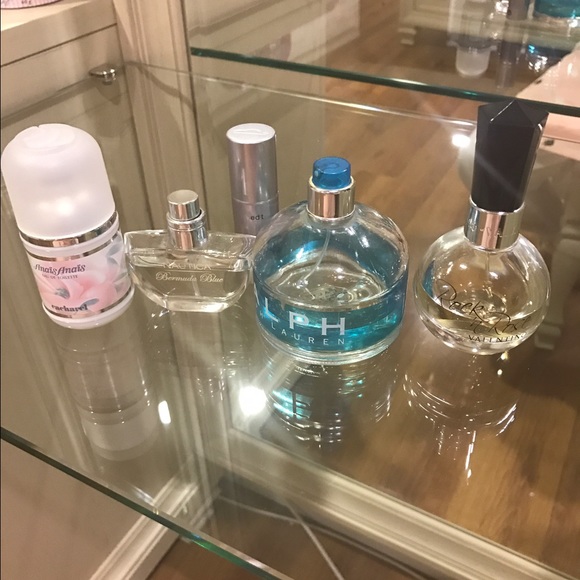 Lot of 4 perfumes