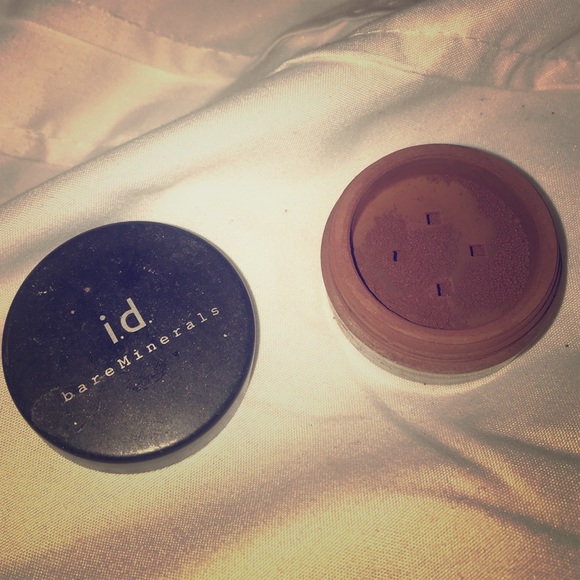 BareMinerals liner shadow ; shade Fashionista