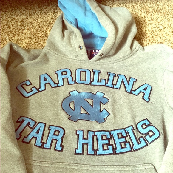 Unc sweatshirt small