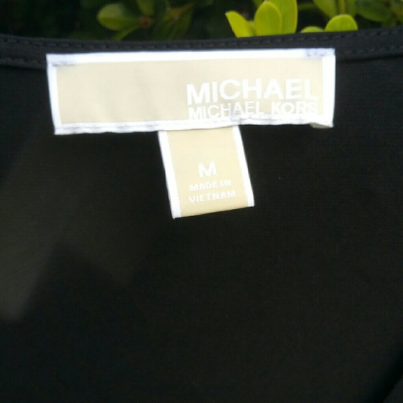 Michael Kors size medium dressy top Long Sleeve - Picture 3 of 4