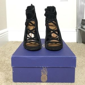 Aquazurra cage booties