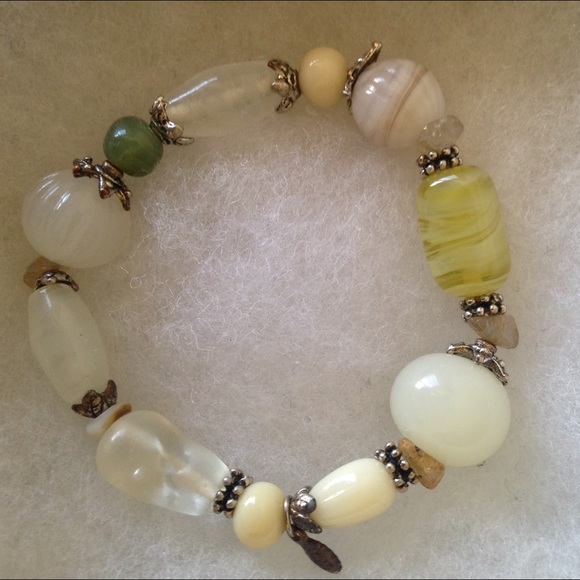 Bracelet - Picture 2 of 3