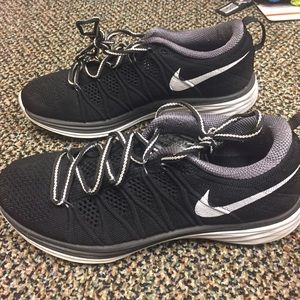 Nike Flyknit Lunar 2