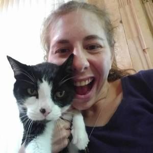 Meet your Posher, Carissa