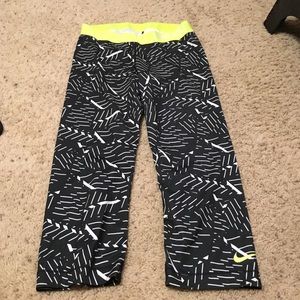 Nike pro yoga workout pants. Size large