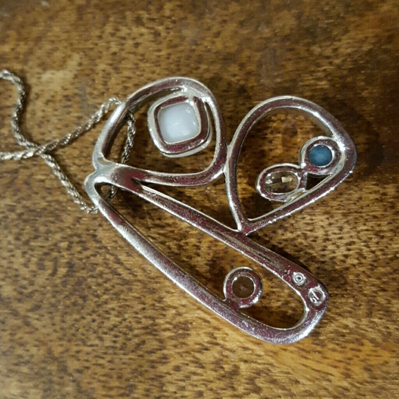 Swarovski 11 inch necklace - Picture 3 of 3