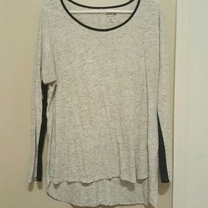 Apt 9 heathered gray and black tunic