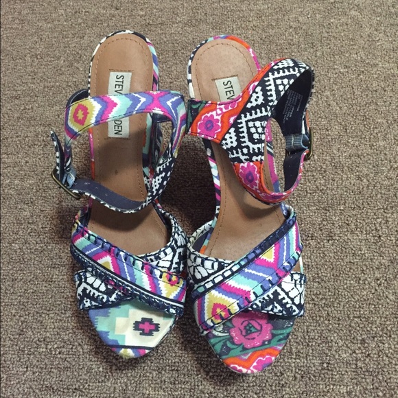 Steve Madden Wedges - Picture 1 of 2