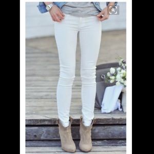 Fossil White Ankle Jean