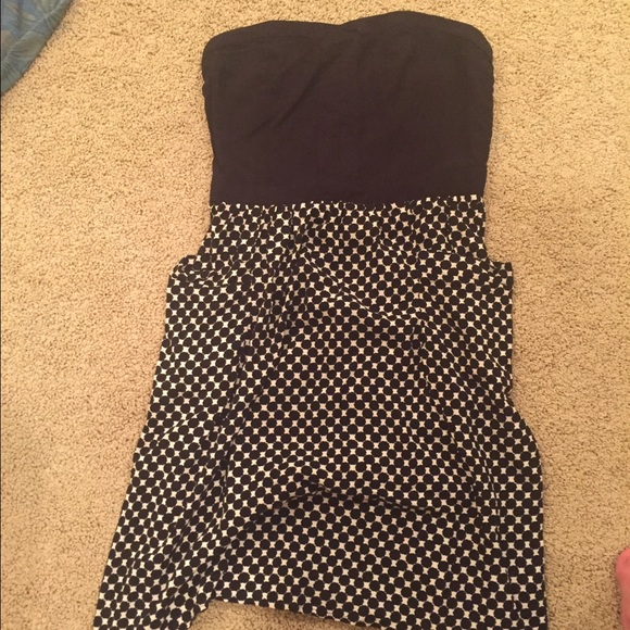 Strapless dress