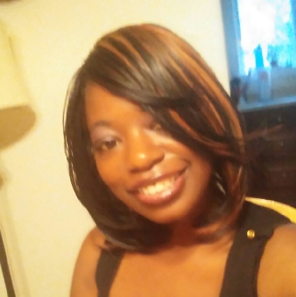 Meet your Posher, Cheryl - Picture 1 of 1