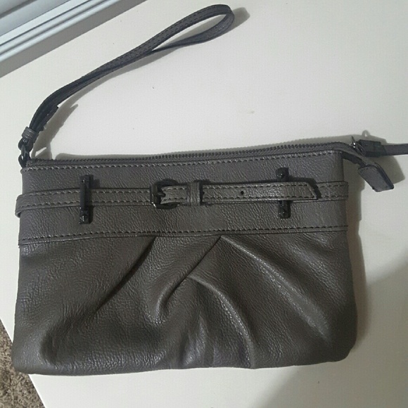 Vera wang wristlet Clearance