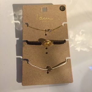 ✨3 different cute sparkly gold bracelets✨