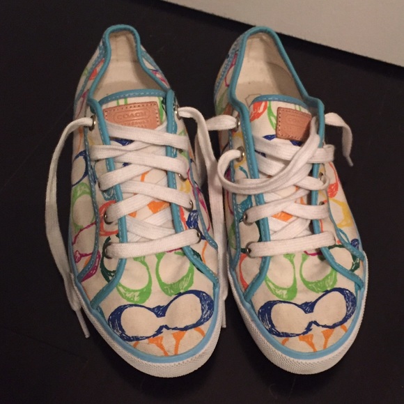 Coach sneakers size 8