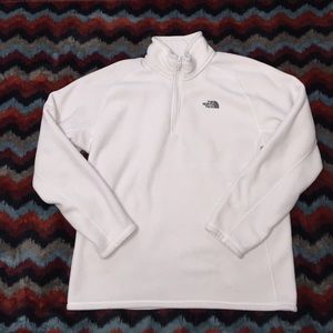 Men's North Face pullover.