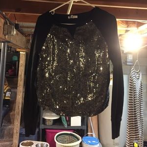 aero sweater