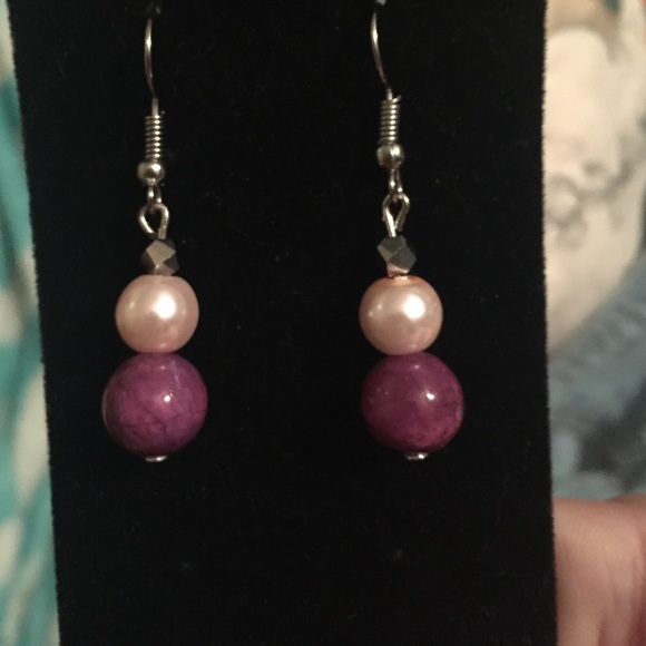 Pink with purple painted quartz earrings - Picture 1 of 3