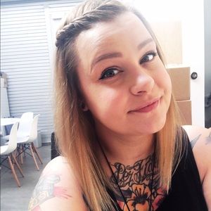 Meet your Posher, Bethany