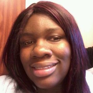 Meet your Posher, Yolanda