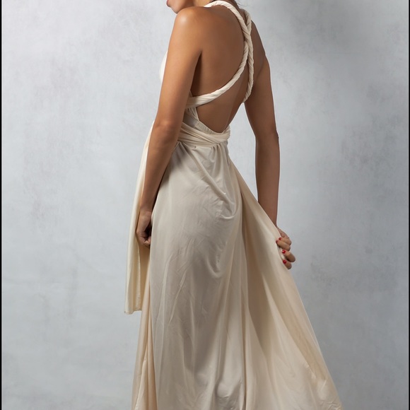 Final Price! A thousand ways Maxi Dress - Picture 2 of 7