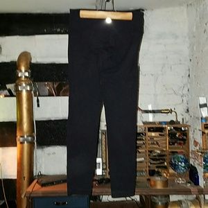 Lululemon Black Wunder Unders Size 4