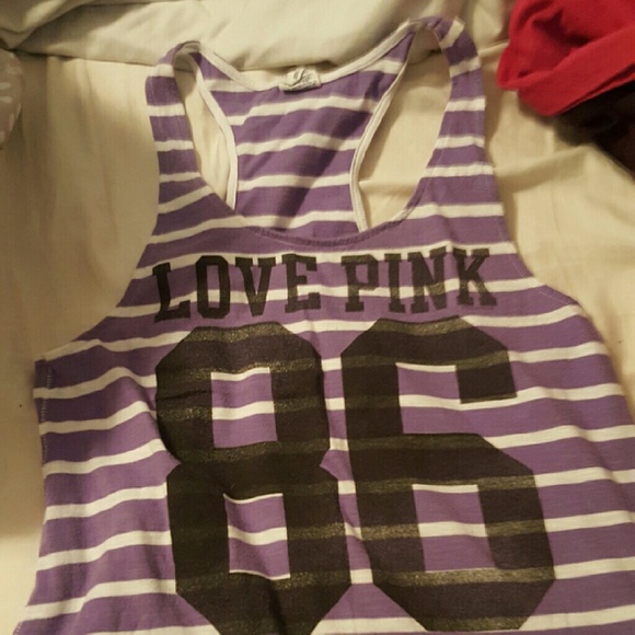 VS razerback tank size small but runs big