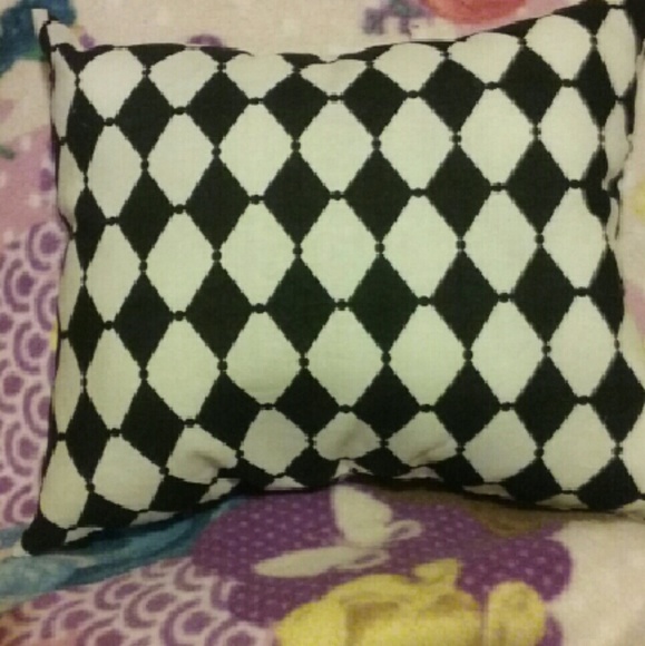 Harley Quinn Style Pillow - Picture 1 of 1
