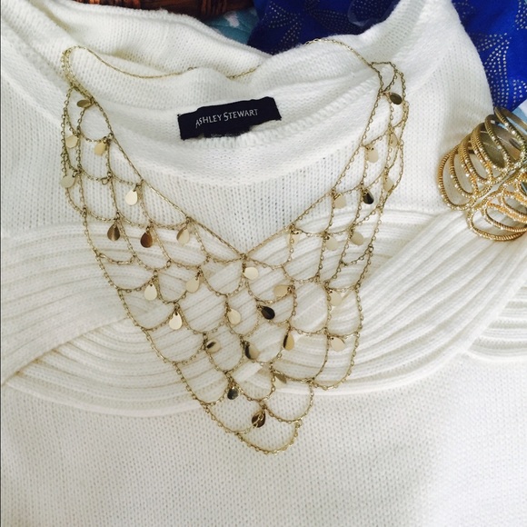 Jewelry - Gold net necklace
