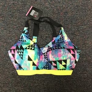 VS Sport Light Weight Sports Bra