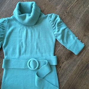 T E A L • S W E A T E R