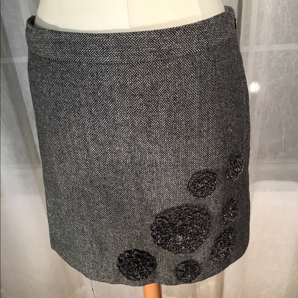 Grey skirt with flowers