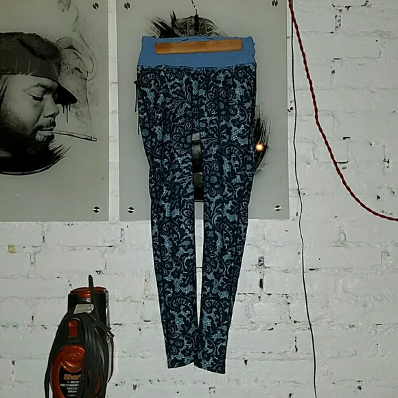Prism Sport Yoga Pants Size S