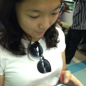 Meet your Posher, Julie